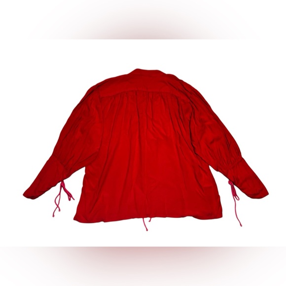 Pirate or renaissance-style shirt red long-sleeved w/ a lace-up front & sleeves - Picture 8 of 8